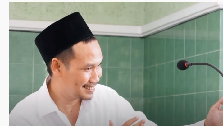 Gus Baha Menjaga Kebenaran dalam Zaman Penuh Maksiat